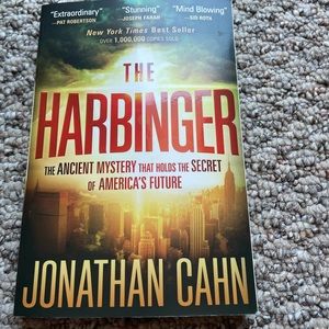 The Harbinger paperback book by Johnathan Cahn.